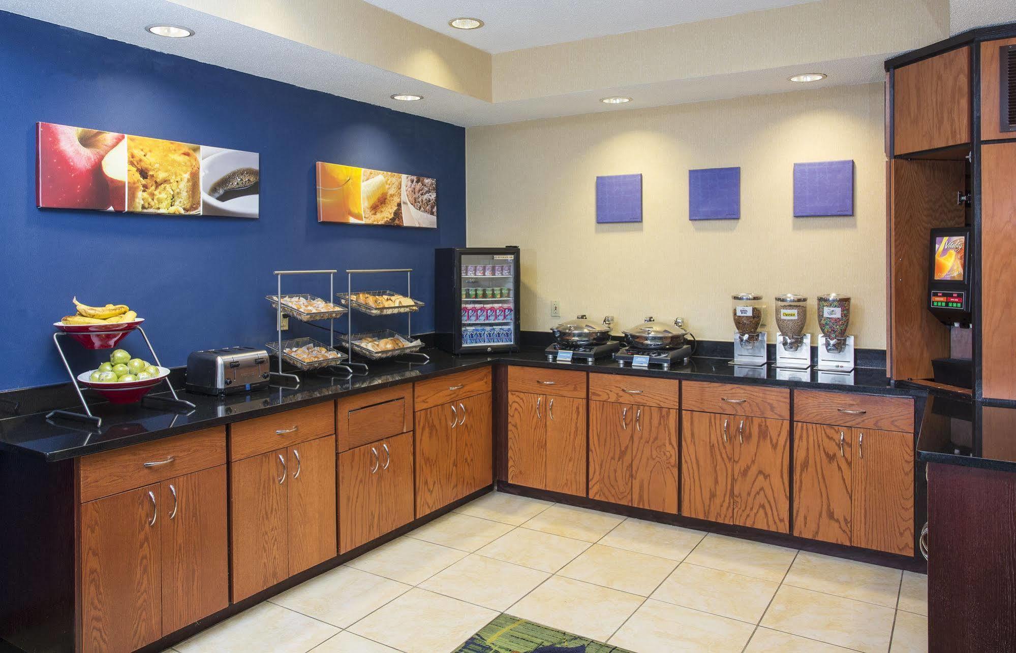 Fairfield Inn Middletown Monroe Exteriér fotografie